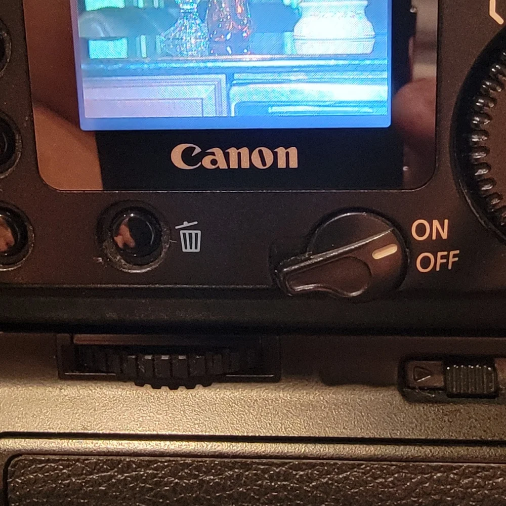 Canon EOS 10D 6.3MP Digital SLR Camera - Black Canon Ultra Sonic 35-80mm Lens